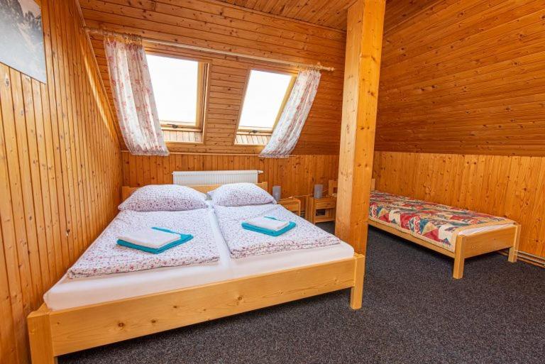 Dom Frana Krala Hotel Smrecany Bagian luar foto